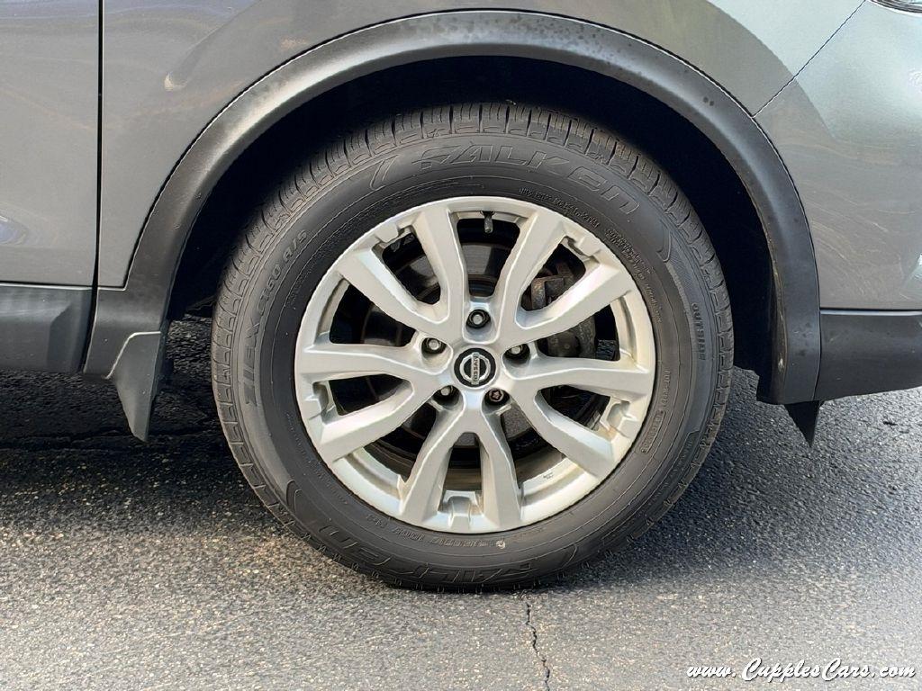 Nissan Rogue Sport  2021