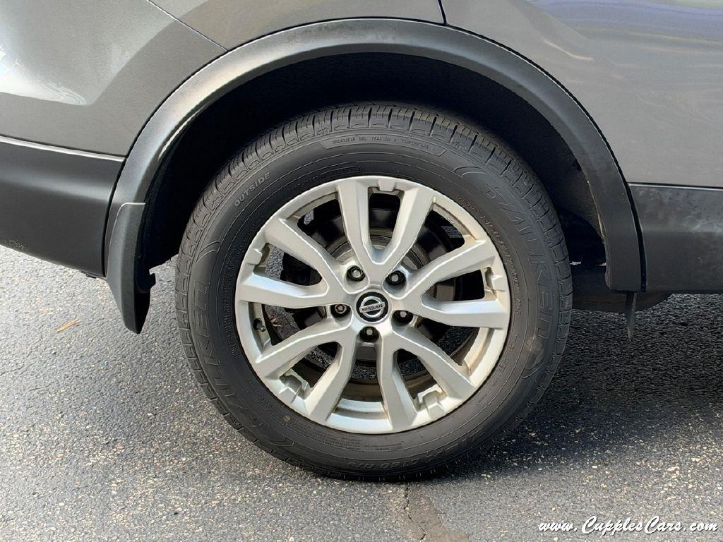 Nissan Rogue Sport  2021
