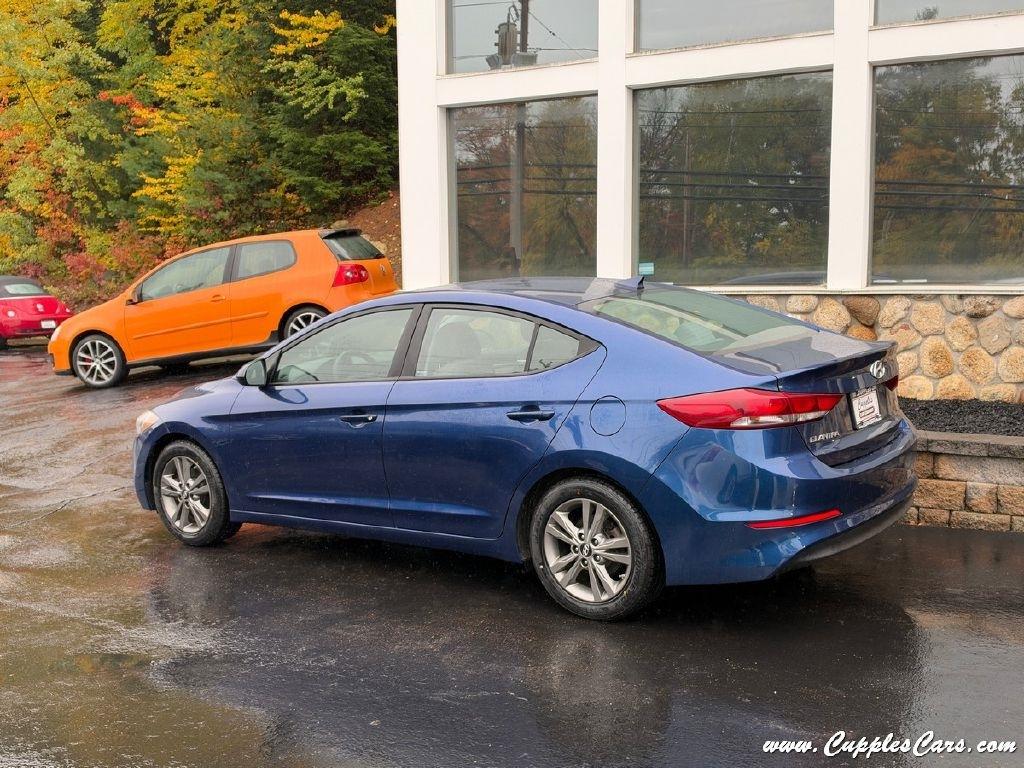 Hyundai Elantra  2018