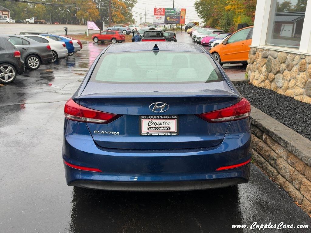 Hyundai Elantra  2018