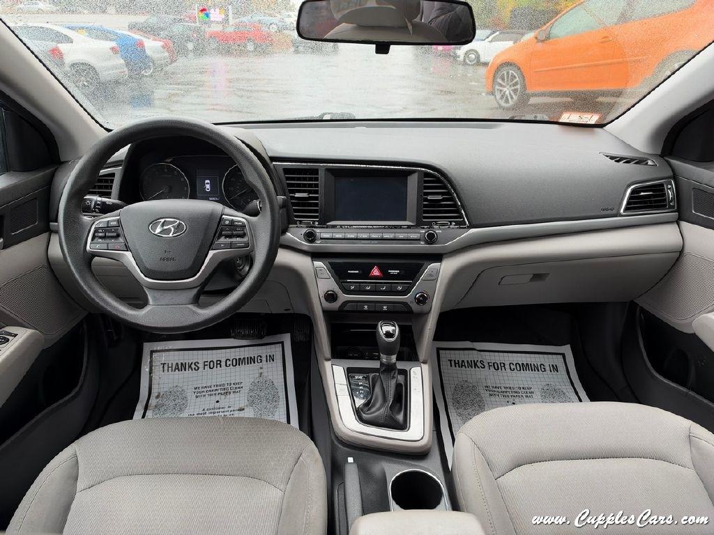 Hyundai Elantra  2018