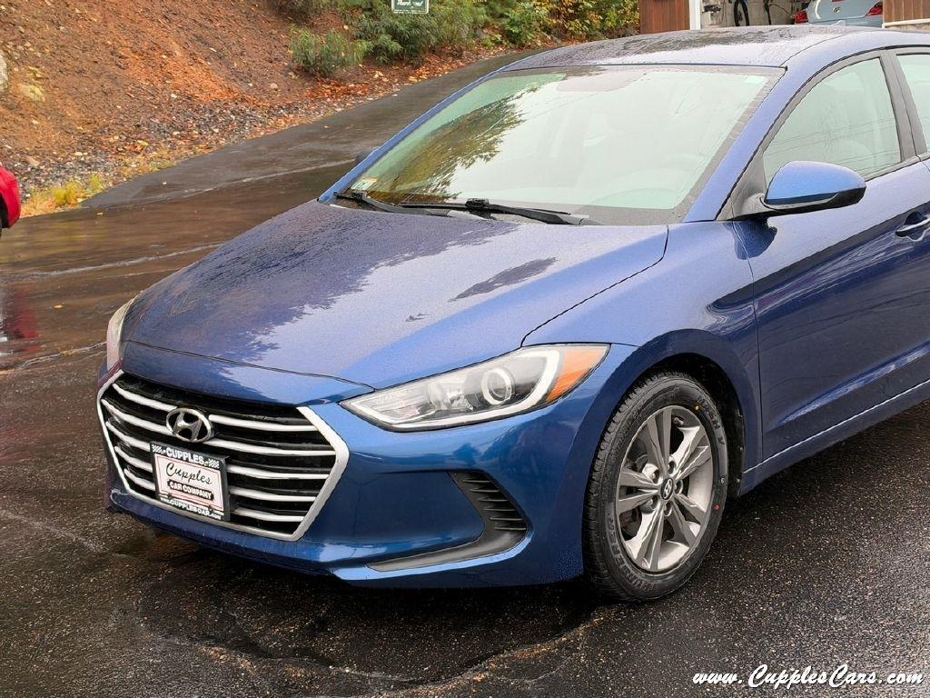 Hyundai Elantra  2018