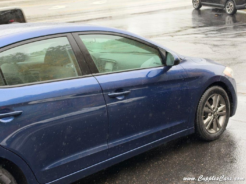 Hyundai Elantra  2018