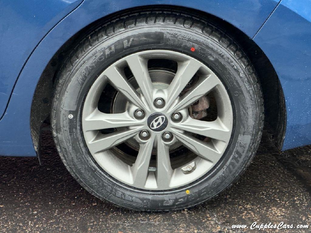 Hyundai Elantra  2018