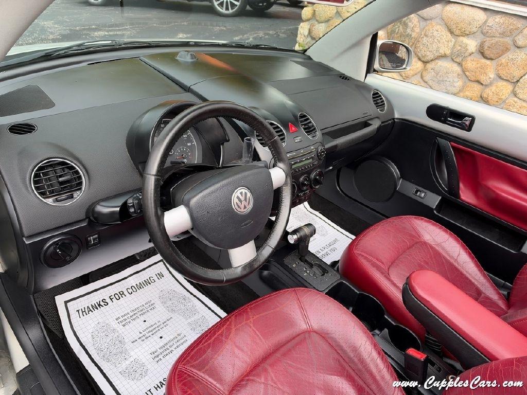 Volkswagen New Beetle  2009