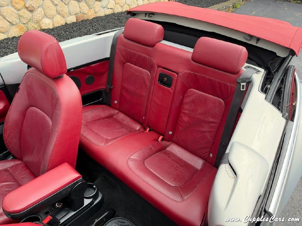 Volkswagen New Beetle  2009