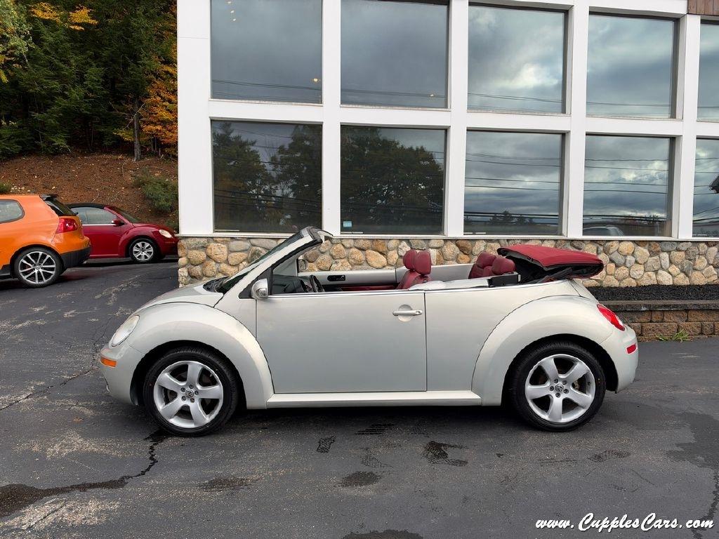 Volkswagen New Beetle  2009
