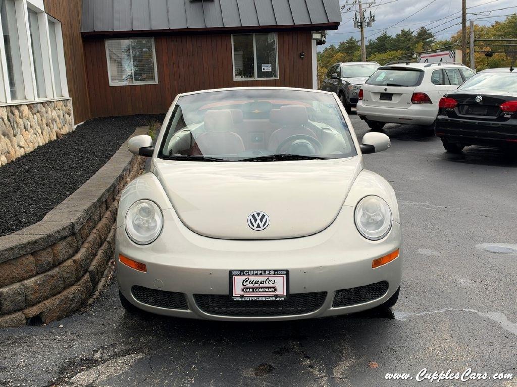 Volkswagen New Beetle  2009
