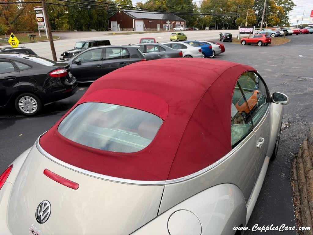 Volkswagen New Beetle  2009