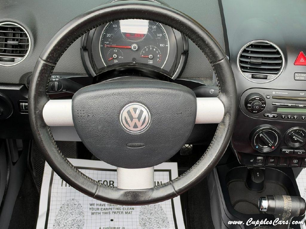 Volkswagen New Beetle  2009