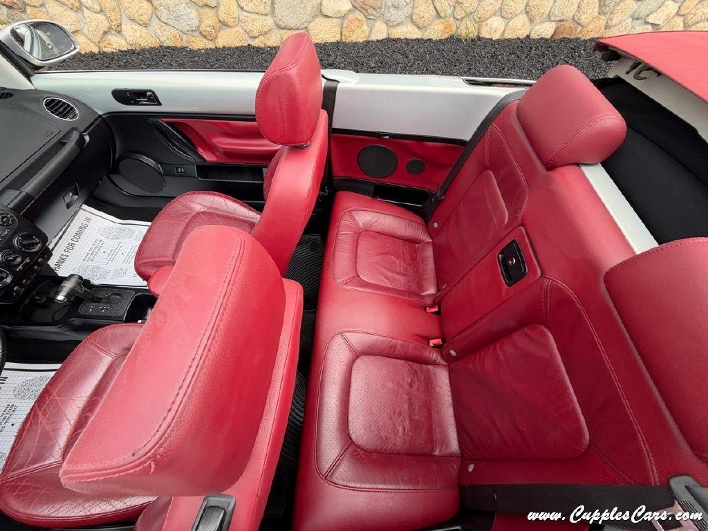 Volkswagen New Beetle  2009