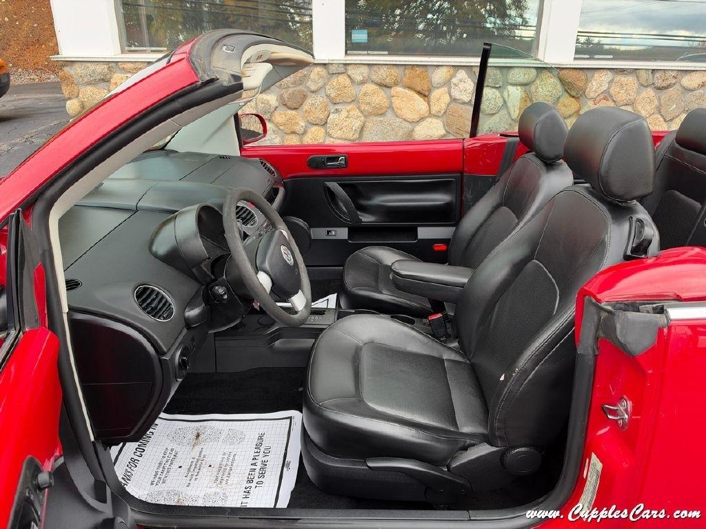 Volkswagen New Beetle  2008