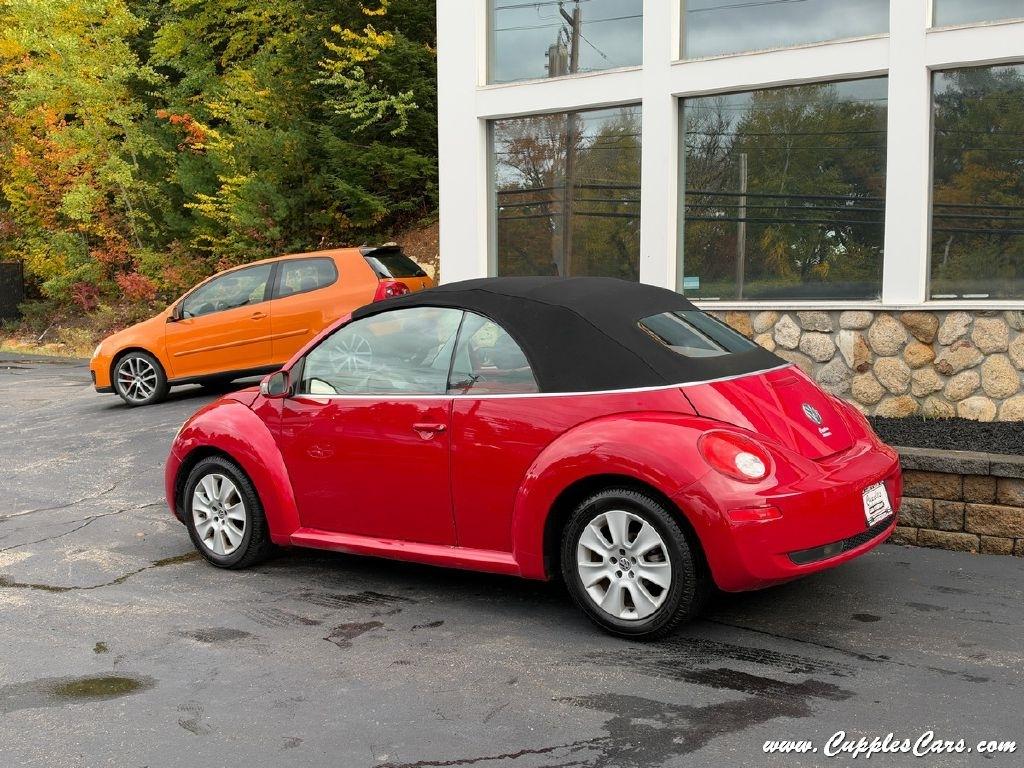 Volkswagen New Beetle  2008