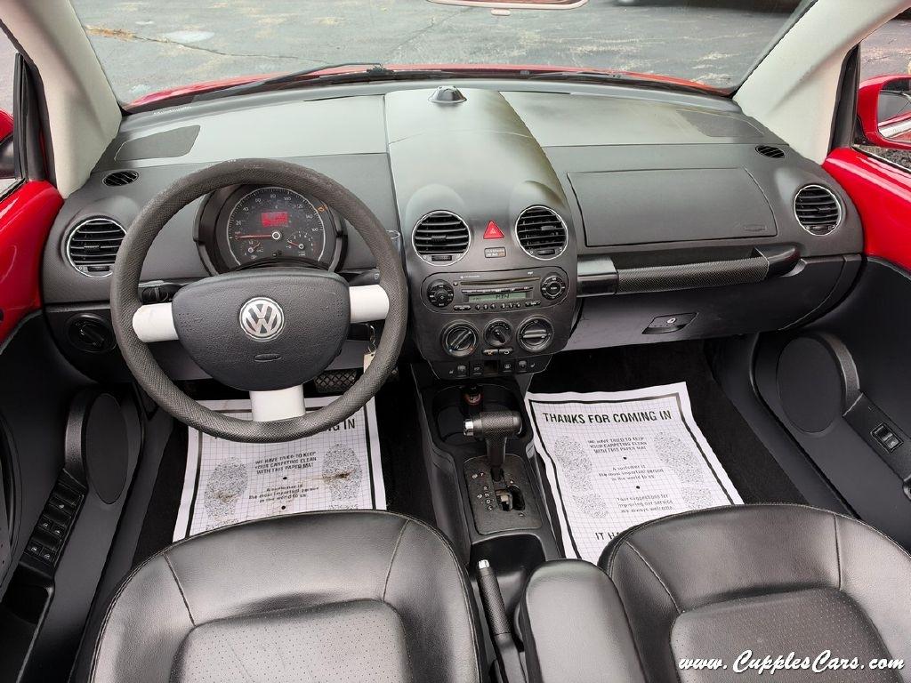 Volkswagen New Beetle  2008
