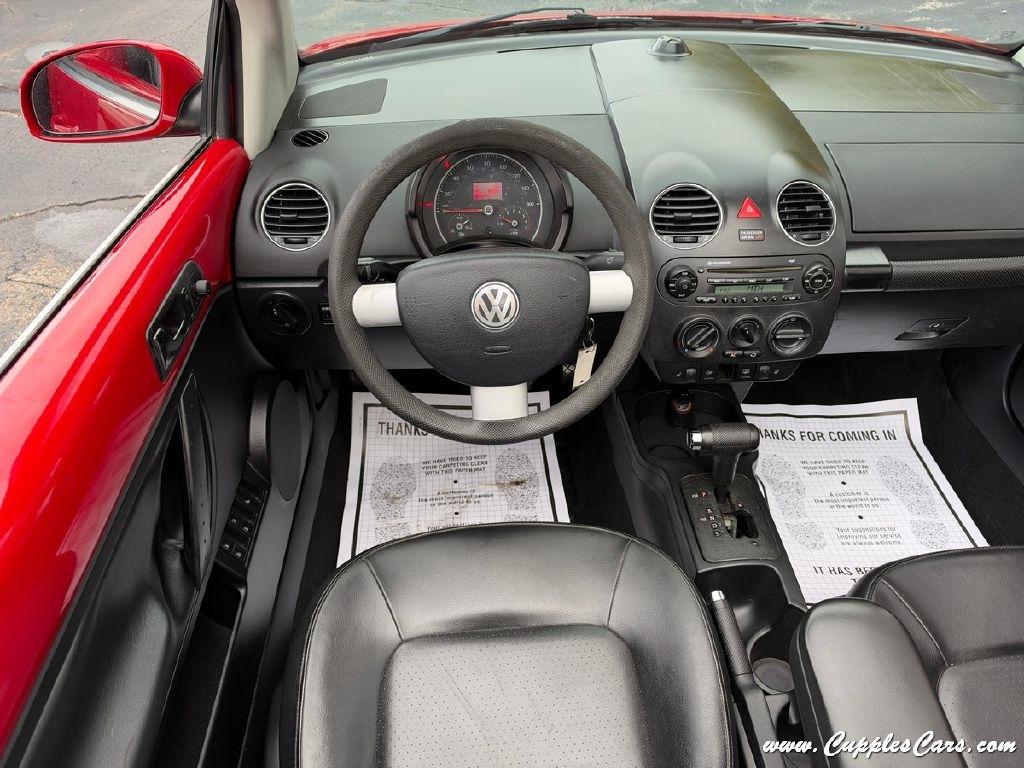 Volkswagen New Beetle  2008