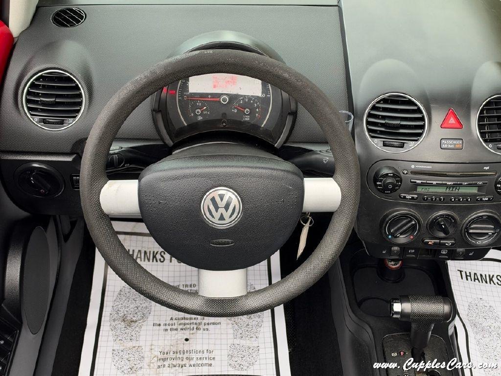Volkswagen New Beetle  2008