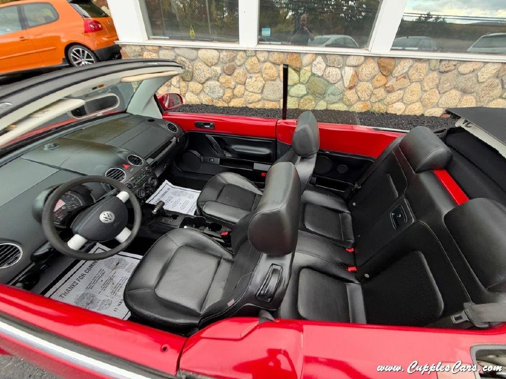 Volkswagen New Beetle  2008