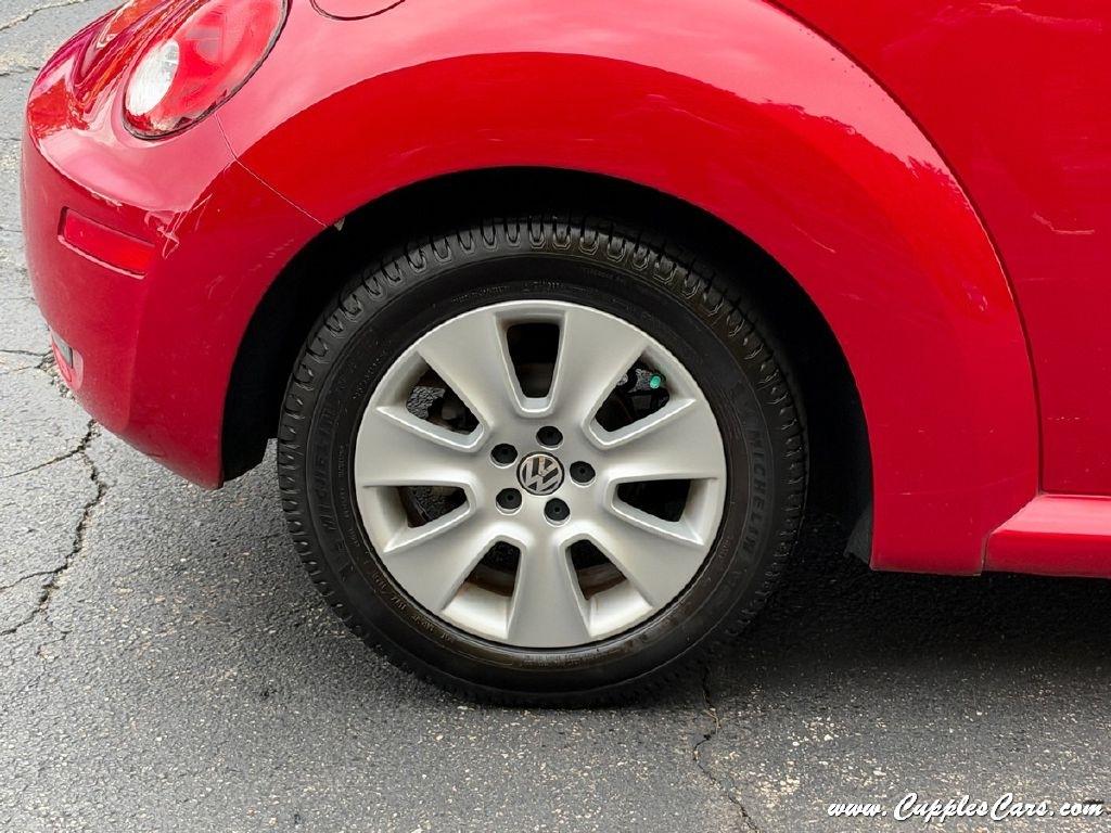 Volkswagen New Beetle  2008
