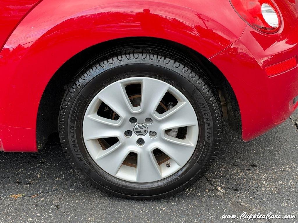 Volkswagen New Beetle  2008