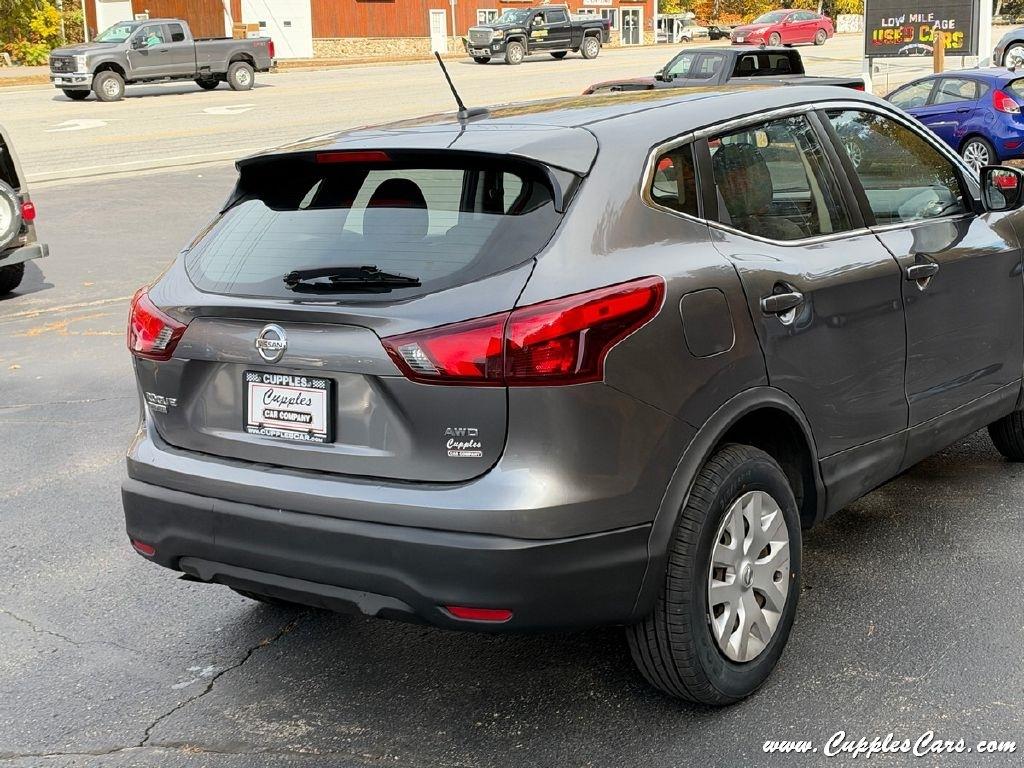Nissan Rogue Sport  2019