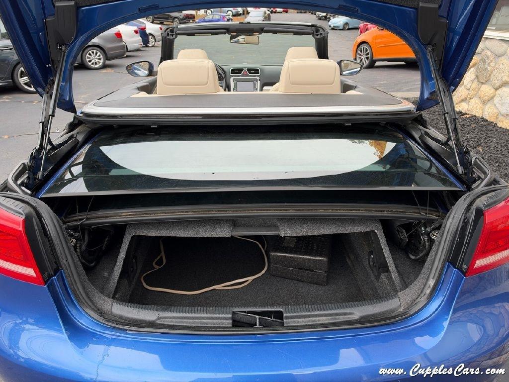 Volkswagen Eos  2012