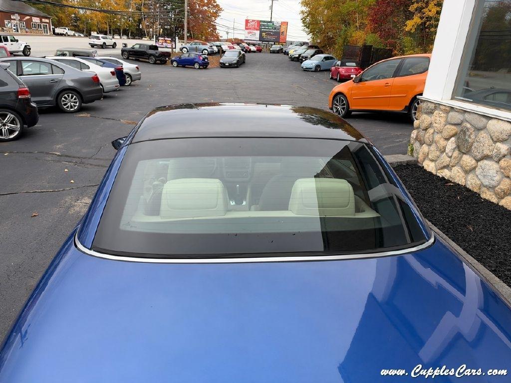 Volkswagen Eos  2012