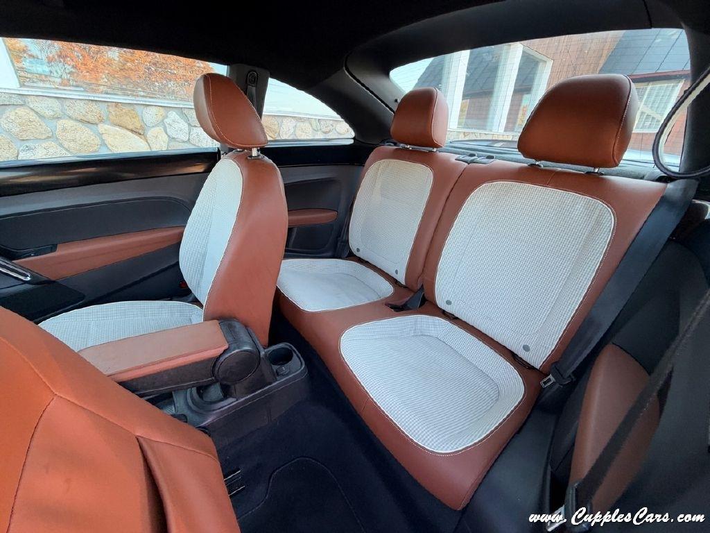 Volkswagen Beetle  2015