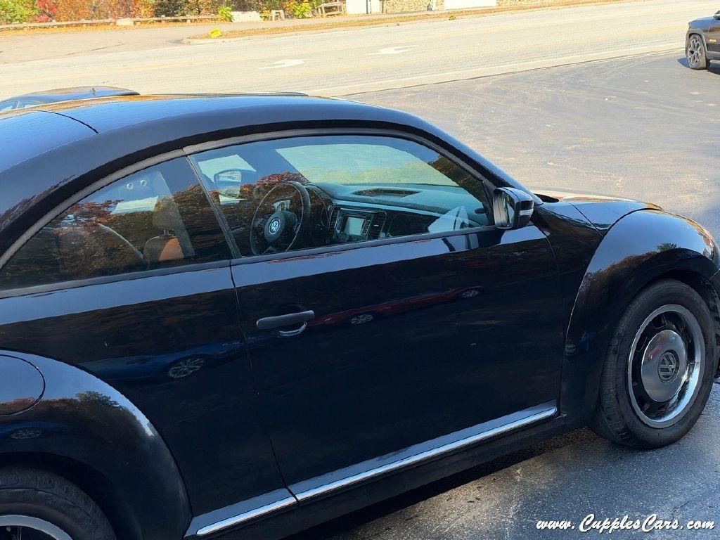 Volkswagen Beetle  2015