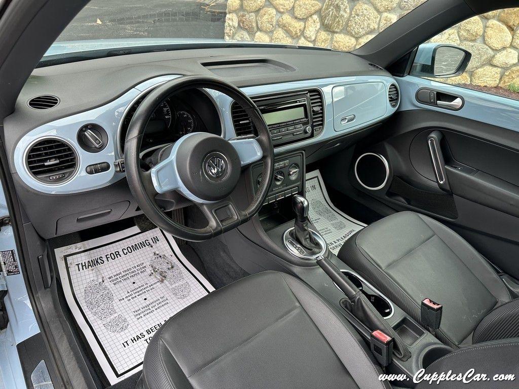 Volkswagen Beetle  2013