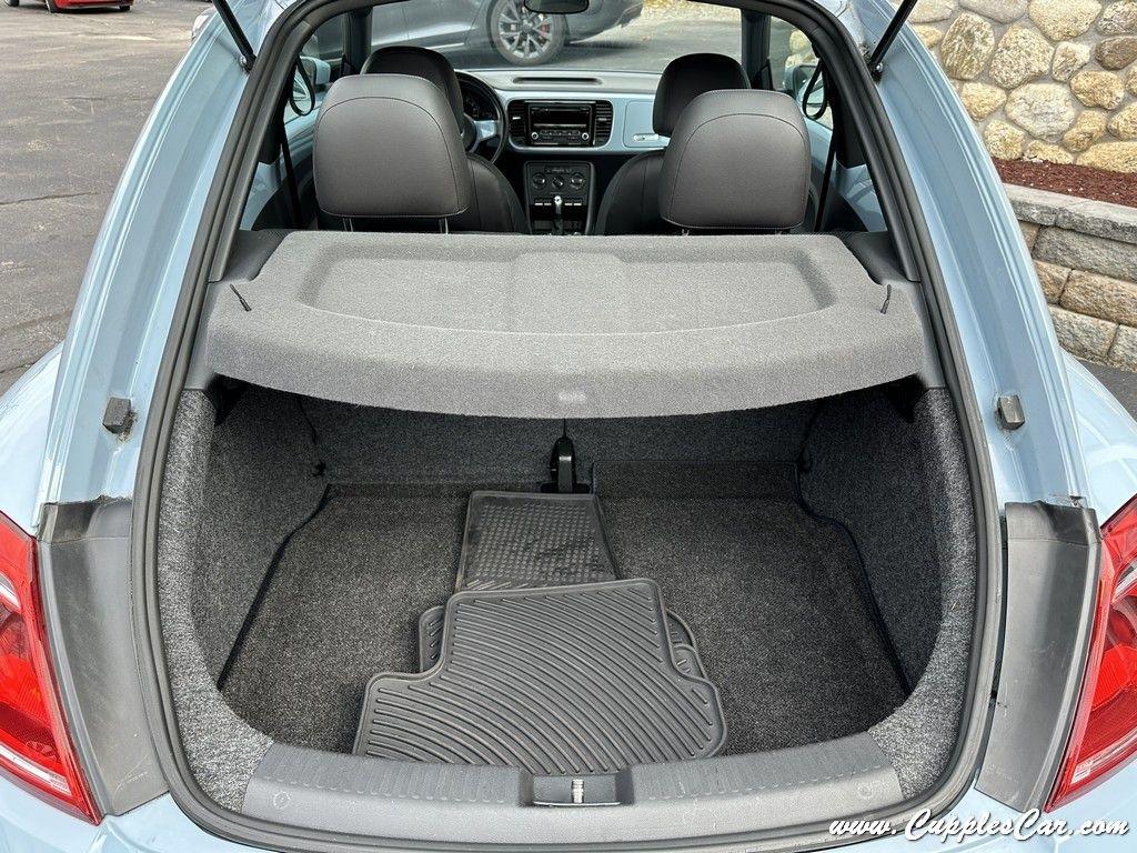 Volkswagen Beetle  2013