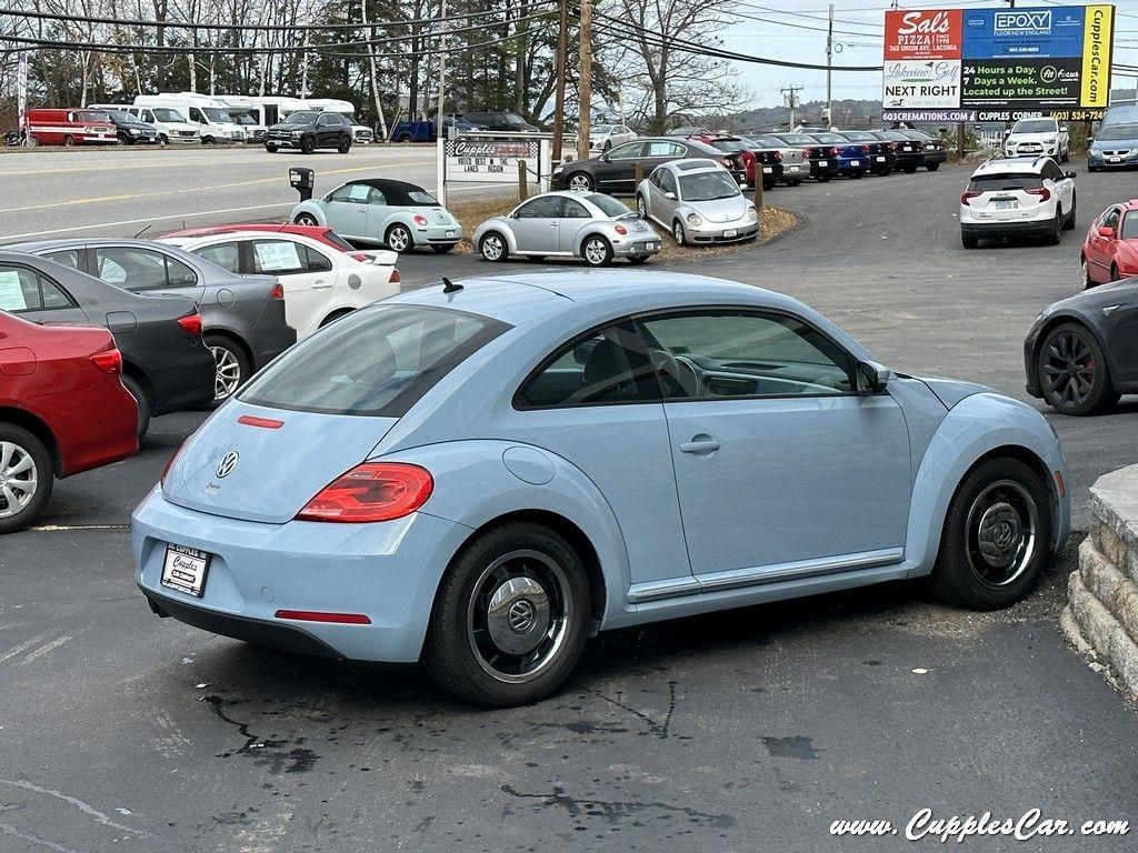 Volkswagen Beetle  2013