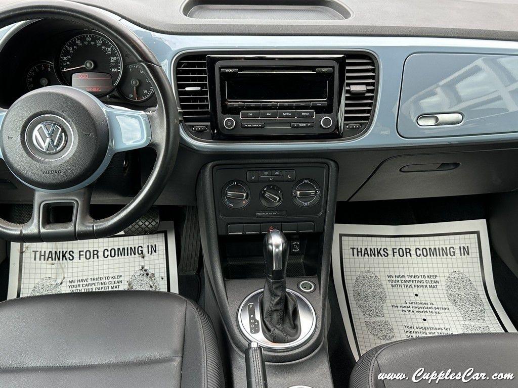 Volkswagen Beetle  2013