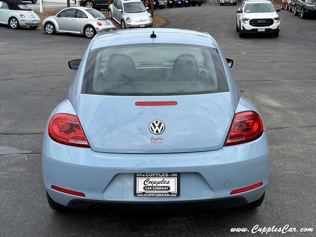 Volkswagen Beetle  2013