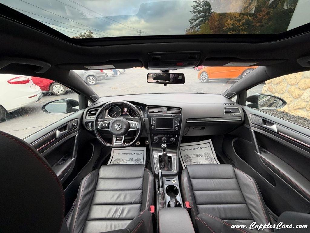 Volkswagen Golf GTI  2017