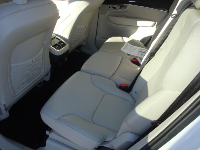 Volvo XC90 T6 Momentum AWD 2016