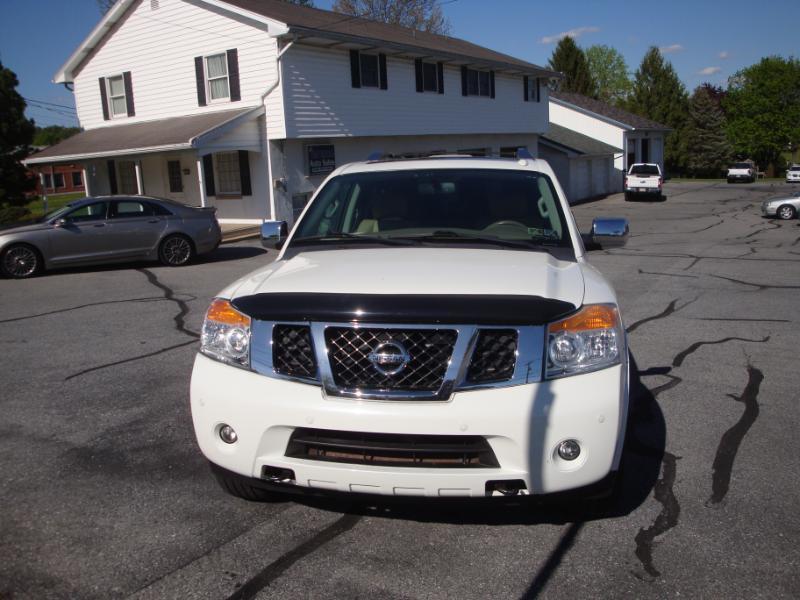 Nissan Armada  2015