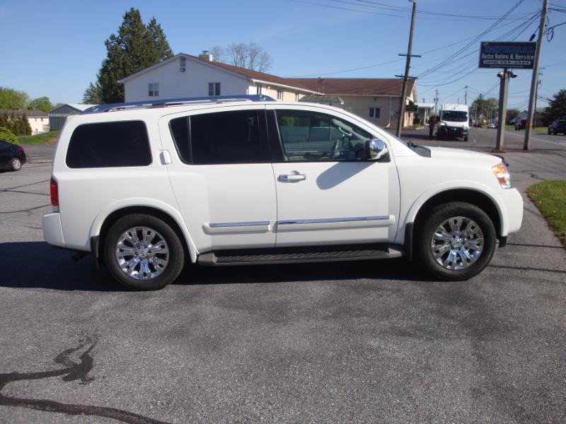 Nissan Armada  2015