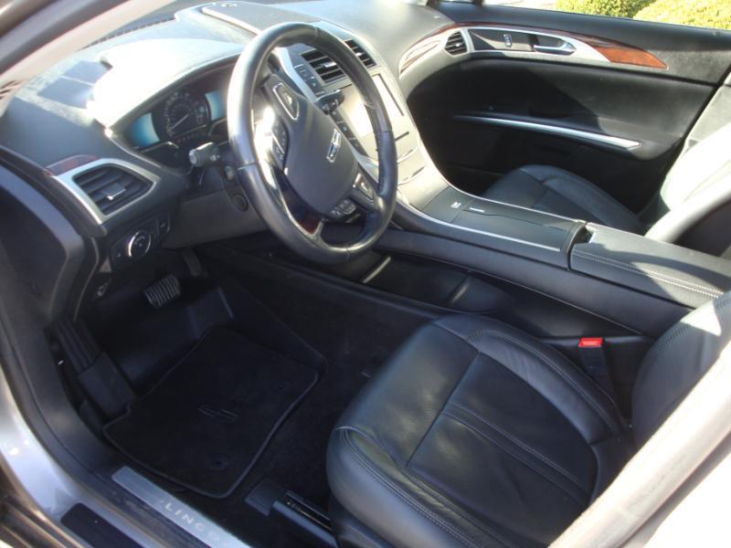 Lincoln MKZ Hybrid Sedan 2015