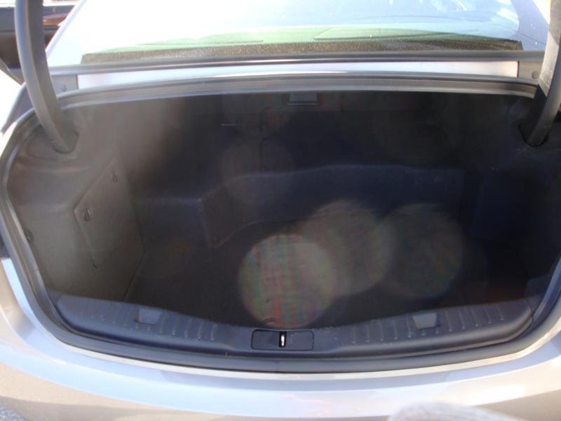 Lincoln MKZ Hybrid Sedan 2015