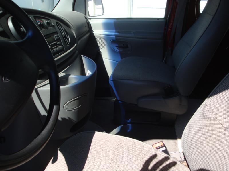 Ford Econoline E250 1999