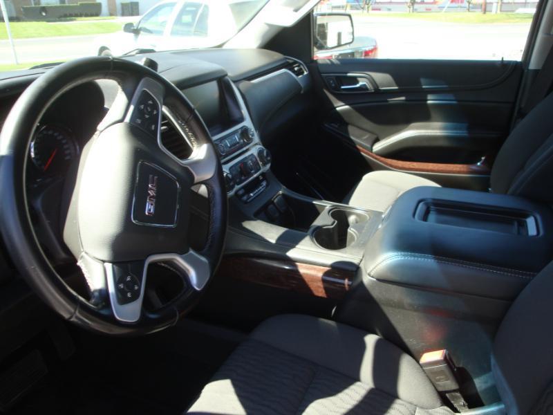 GMC Yukon XL SLE 4WD 2016