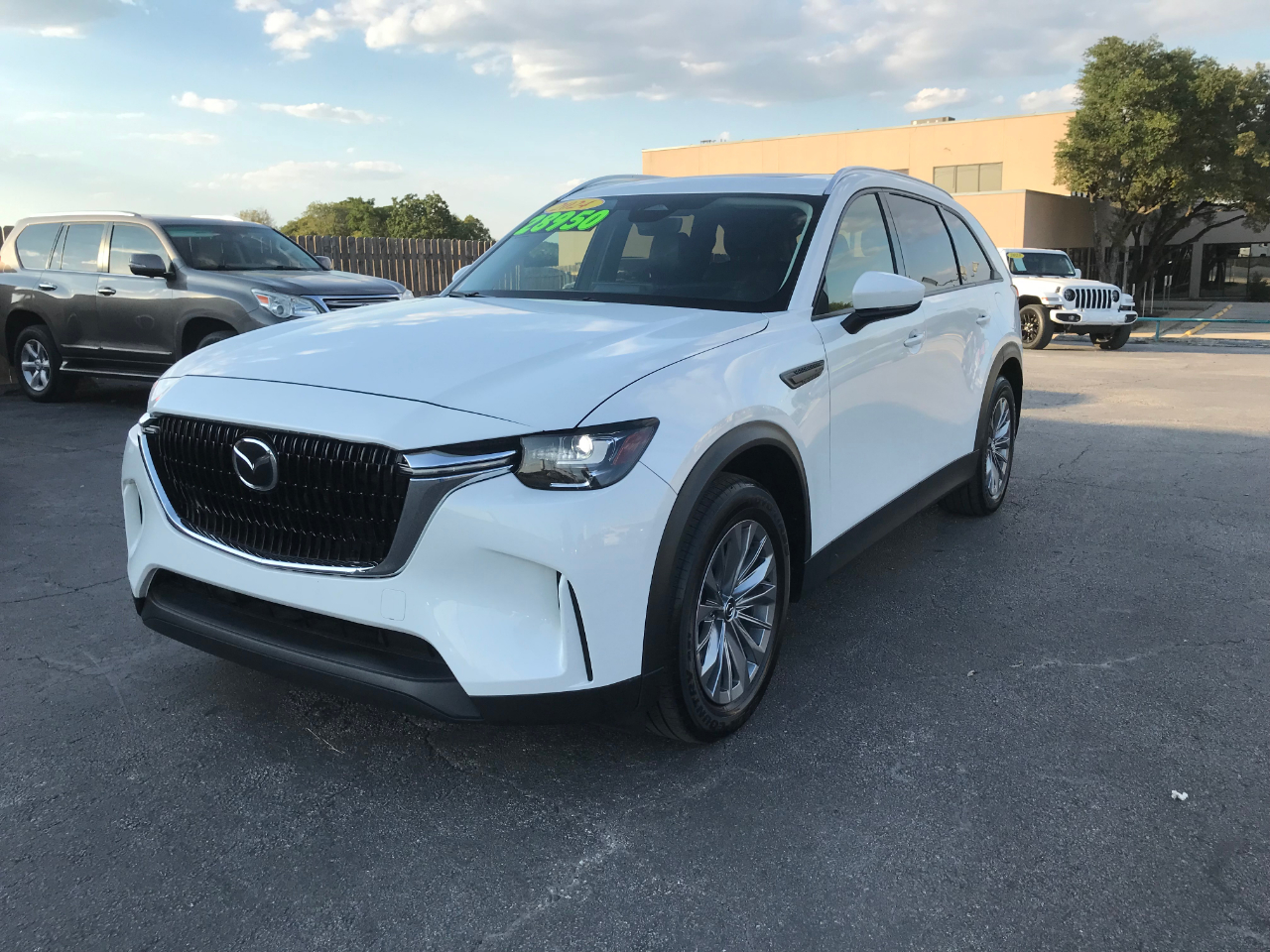 2024 Mazda CX-90 Preferred Plus photo 3