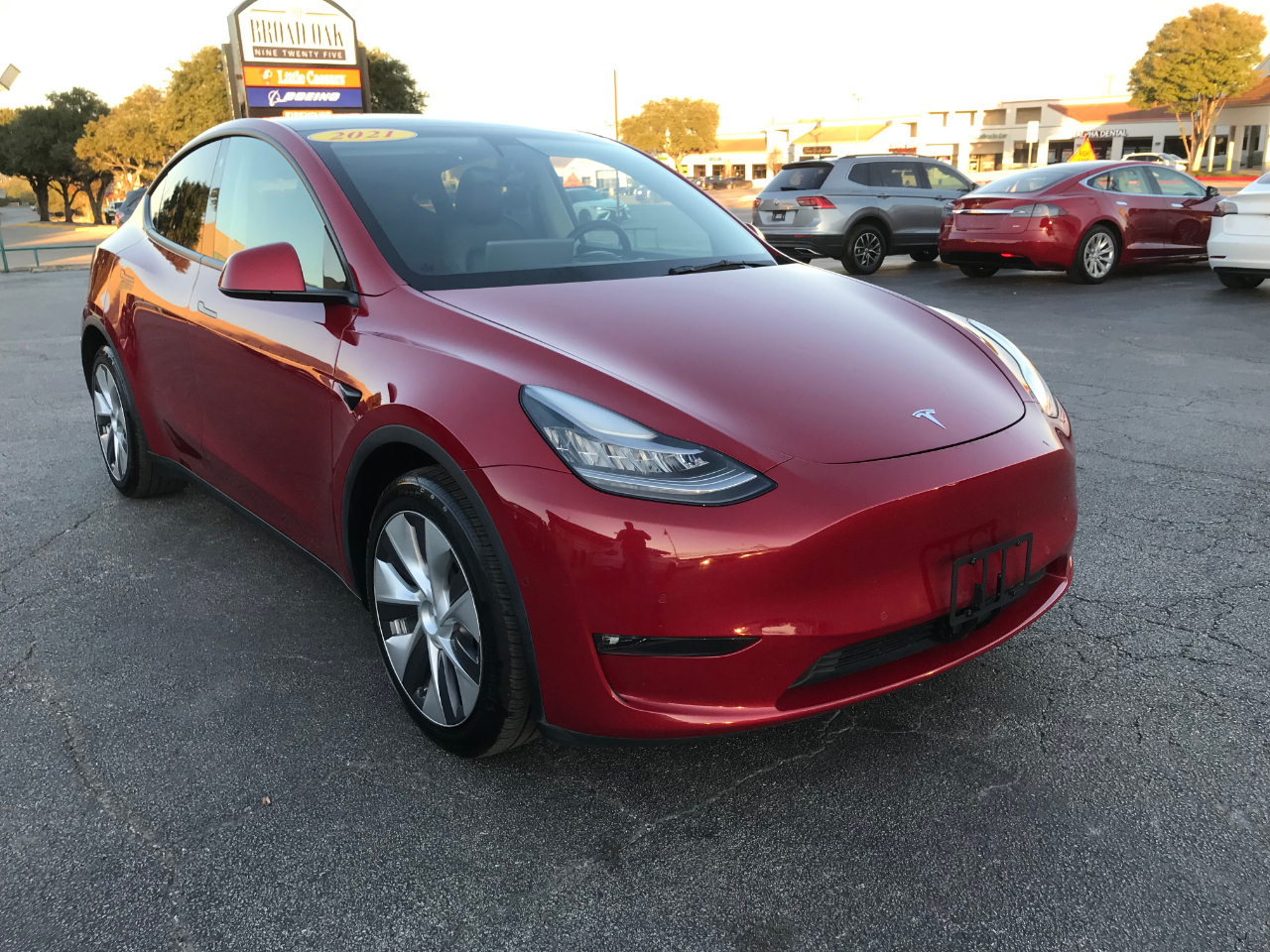 2021 Tesla Model Y Long Range photo 2