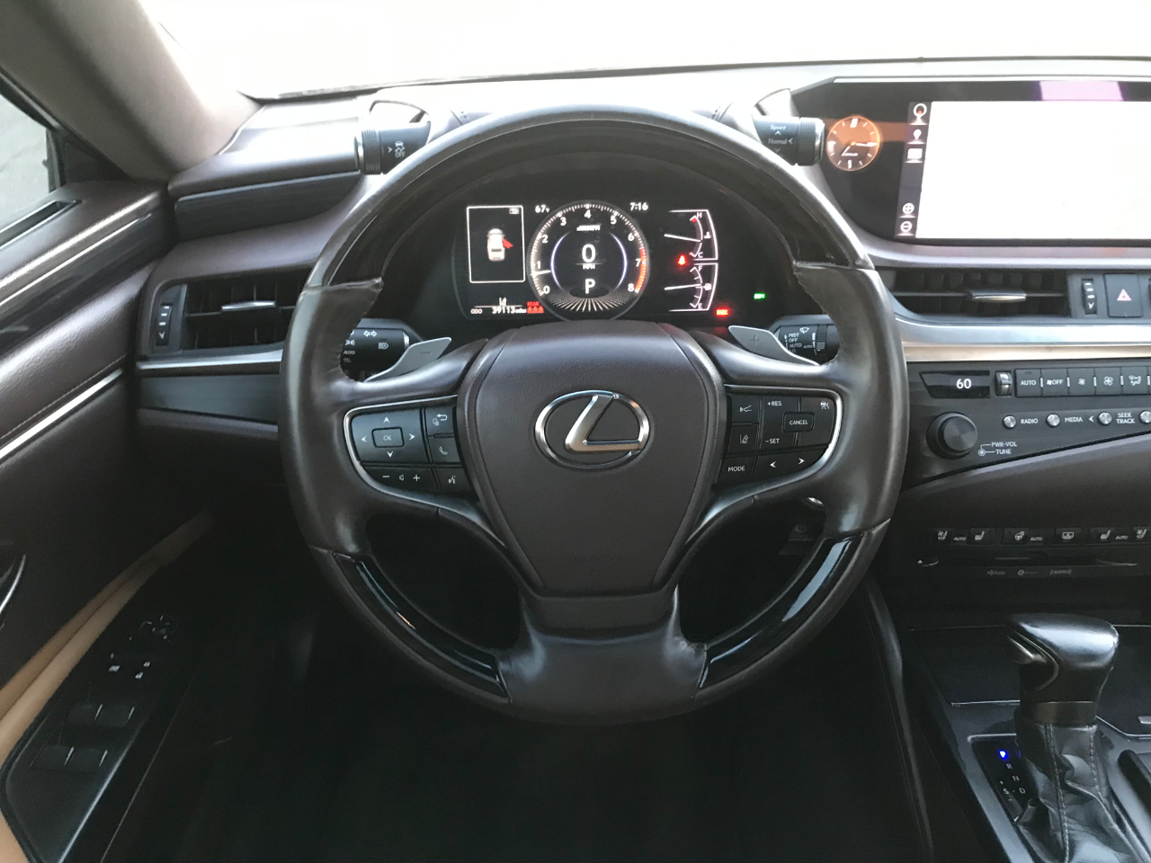 Lexus ES 350 Luxury 2019