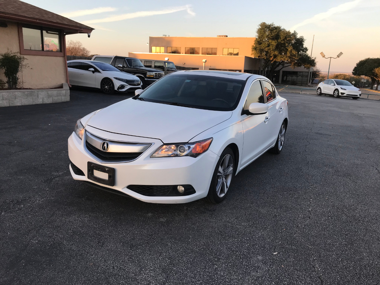 Acura ILX 5-Spd AT w/ Technology Package 2013