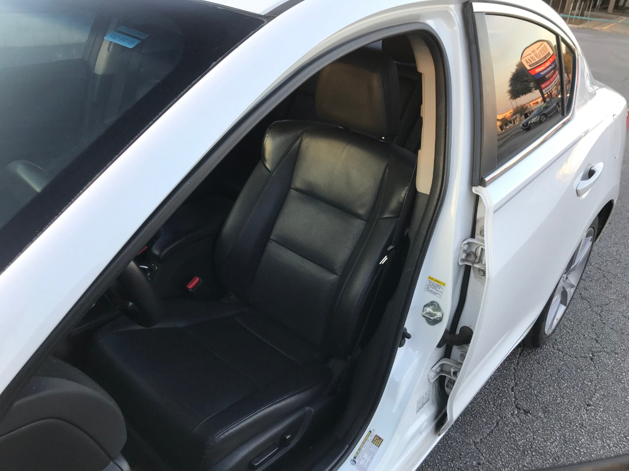 Acura ILX 5-Spd AT w/ Technology Package 2013