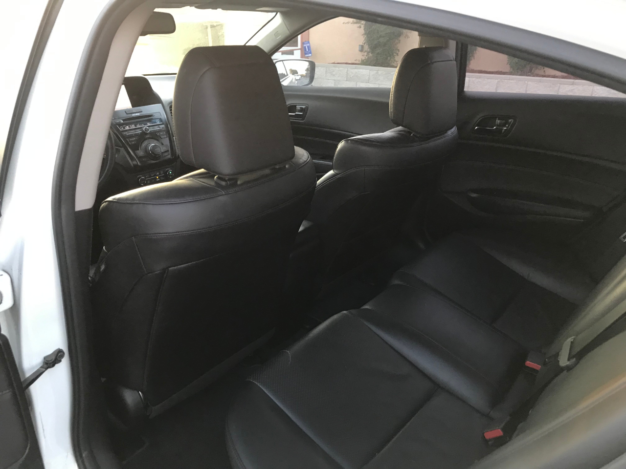 Acura ILX 5-Spd AT w/ Technology Package 2013