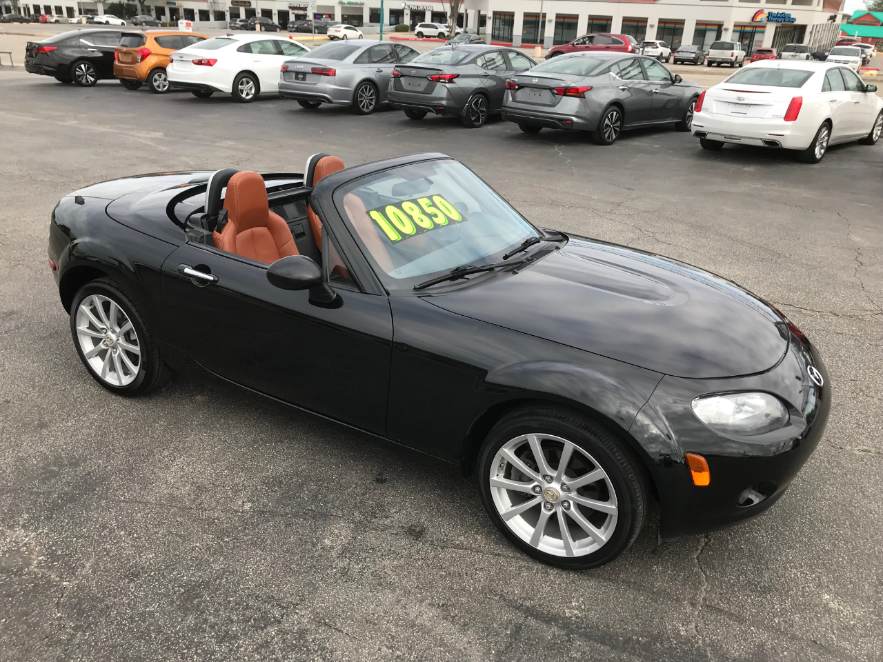 Mazda MX-5 Miata Grand Touring Power Retractable Hardtop 2008