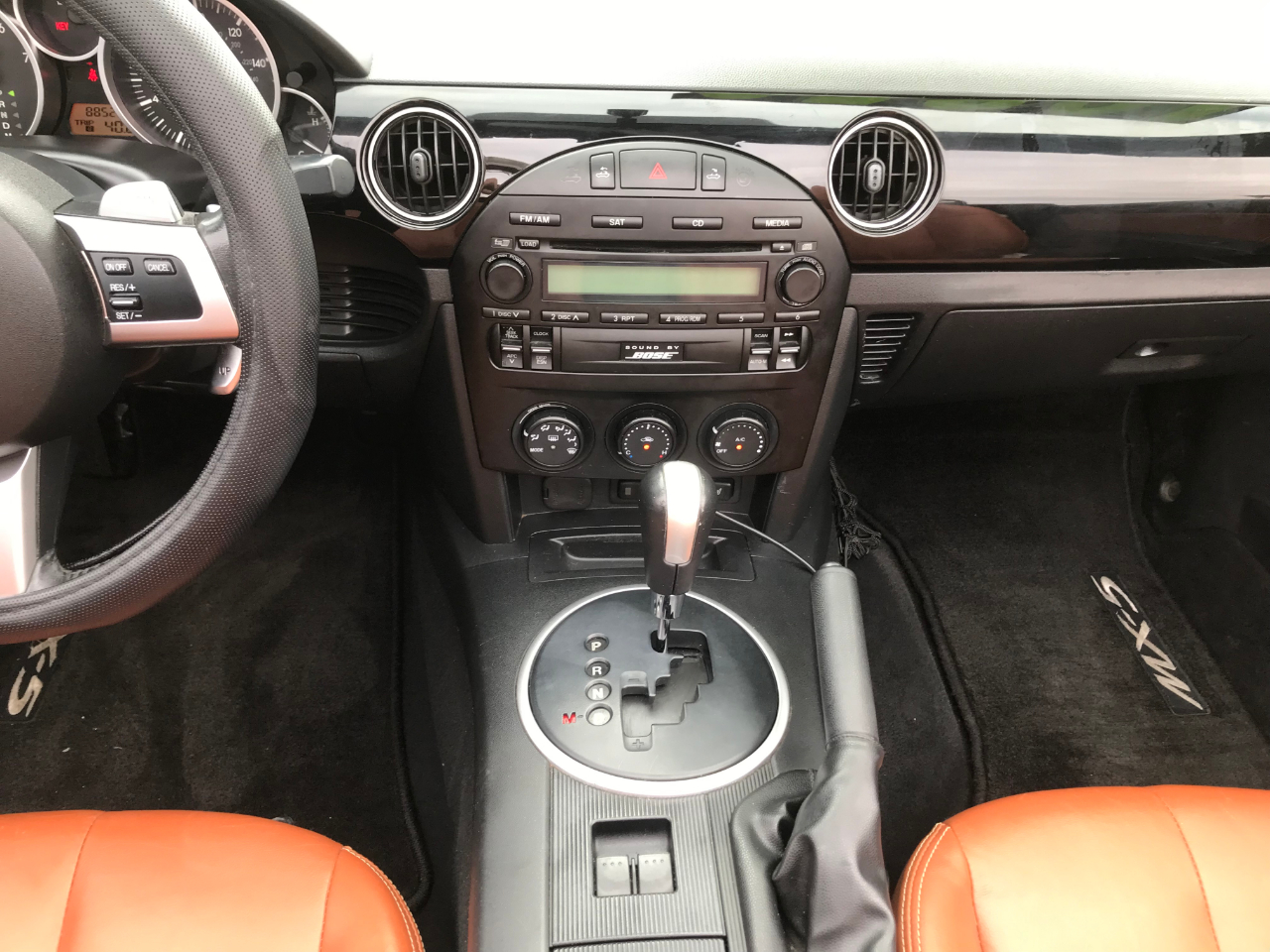 Mazda MX-5 Miata Grand Touring Power Retractable Hardtop 2008