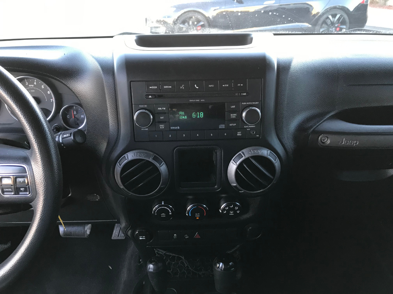 Jeep Wrangler Sport 4WD 2011
